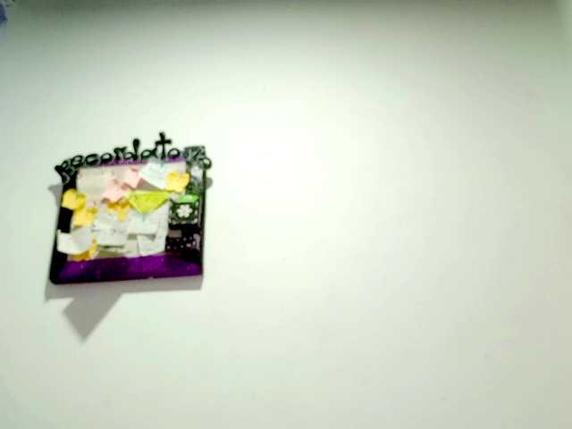 PetiteIvoryqueens live cam on BongaCams