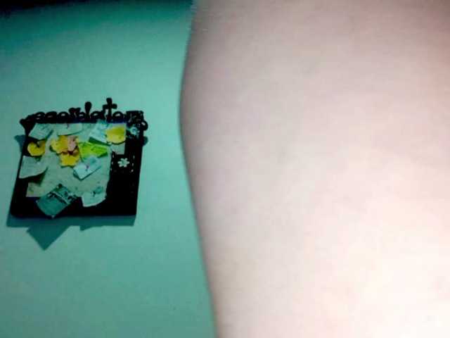 PetiteIvoryqueens live cam on BongaCams