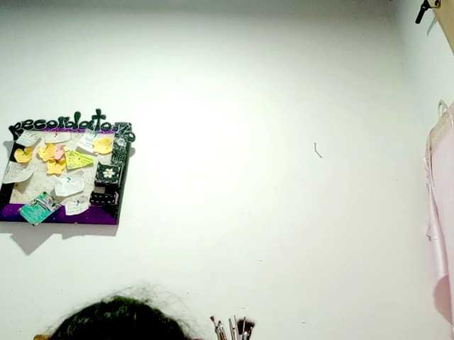 PetiteIvoryqueens live cam on BongaCams