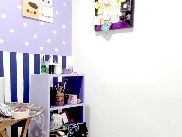 PetiteIvoryqueens live cam on BongaCams