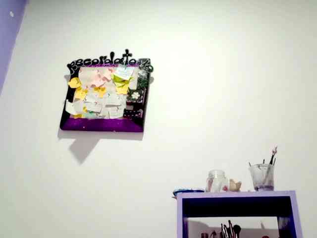 PetiteIvoryqueens webcam