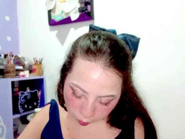 PetiteIvoryqueens