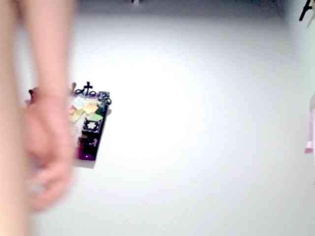 PetiteIvoryqueens webcam