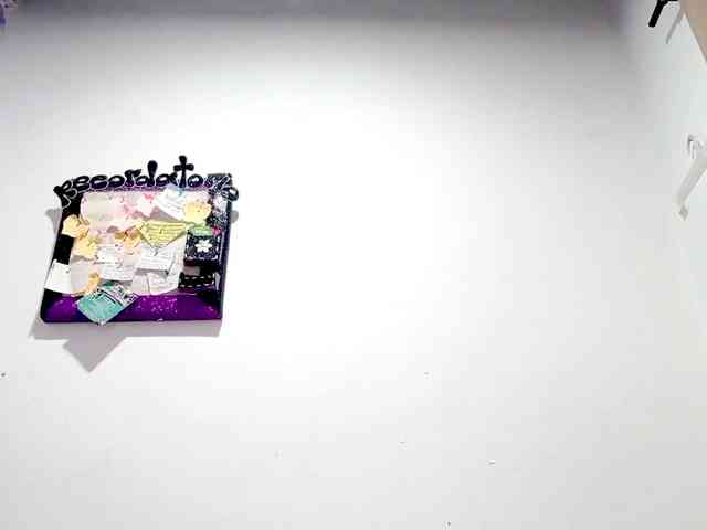 PetiteIvoryqueens webcam