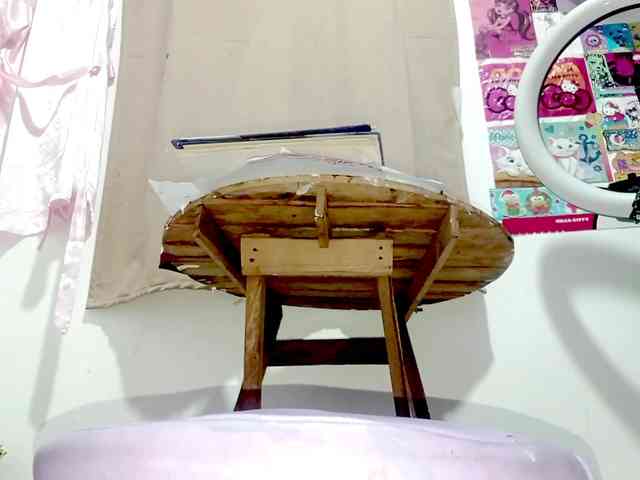 PetiteIvoryqueens webcam