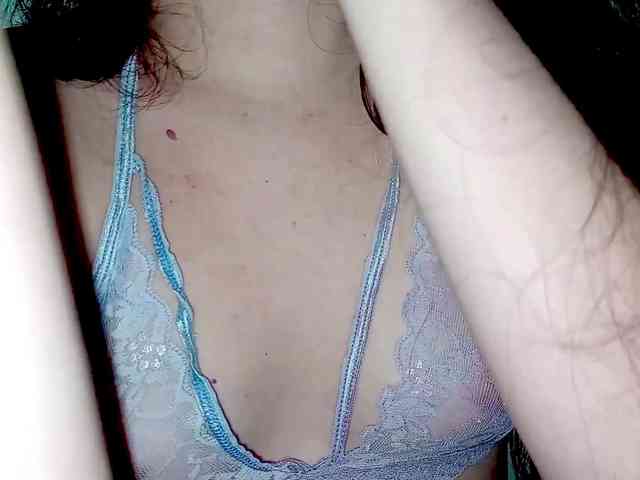 PetiteIvoryqueens webcam