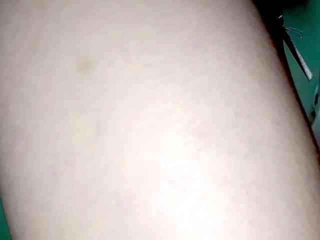 PetiteIvoryqueens webcam