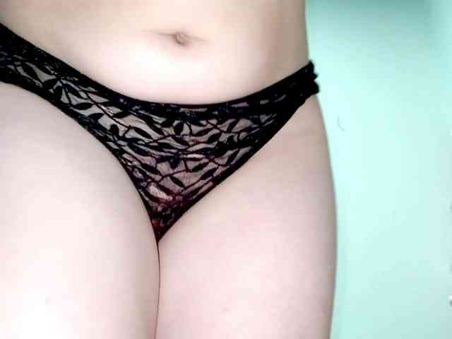 PetiteIvoryqueens