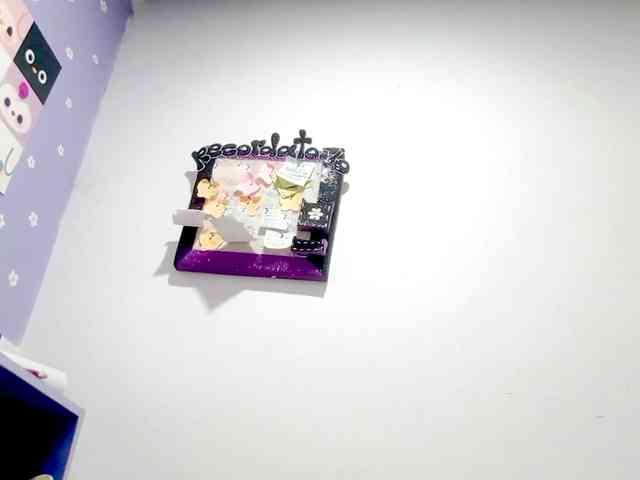 PetiteIvoryqueens webcam