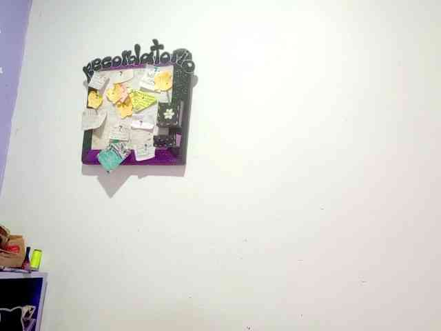 PetiteIvoryqueens webcam