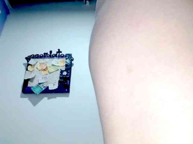 PetiteIvoryqueens