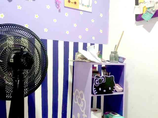 PetiteIvoryqueens webcam