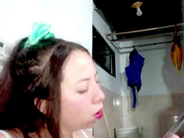 PetiteIvoryqueens