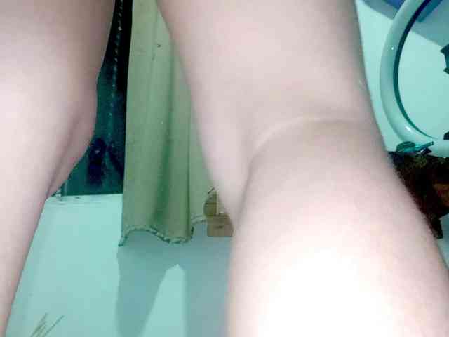 PetiteIvoryqueens webcam