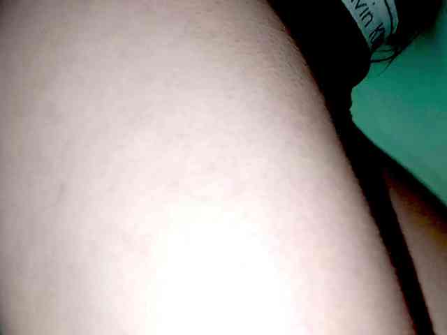 PetiteIvoryqueens webcam