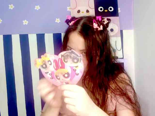 PetiteIvoryqueens webcam