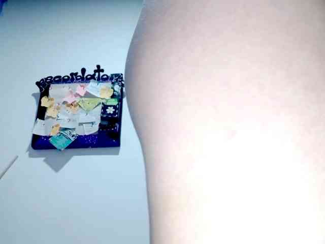 PetiteIvoryqueens