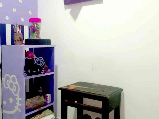 PetiteIvoryqueens webcam