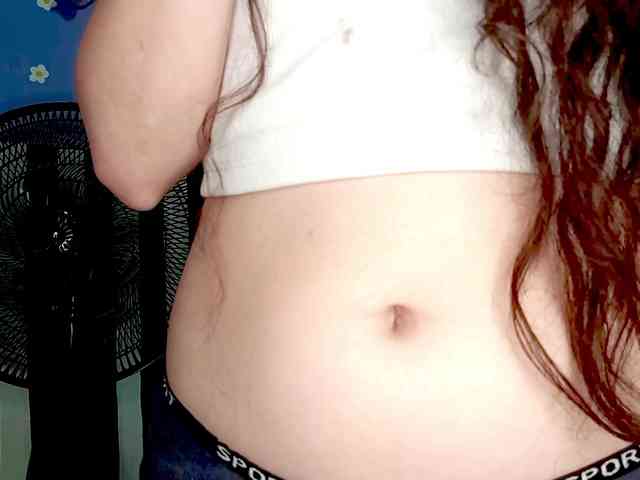 PetiteIvoryqueens webcam