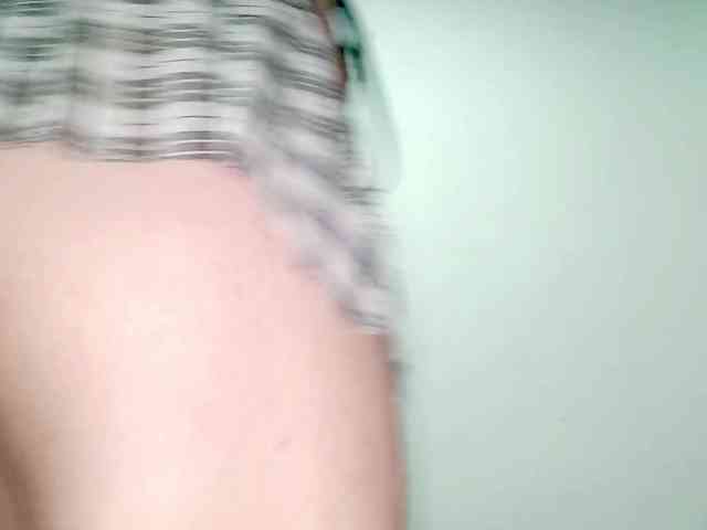 PetiteIvoryqueens webcam