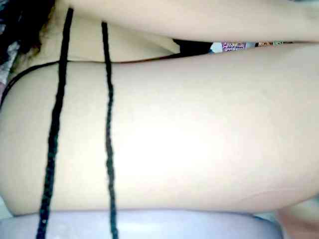 PetiteIvoryqueens webcam