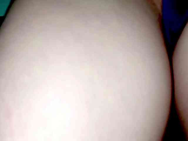 PetiteIvoryqueens webcam