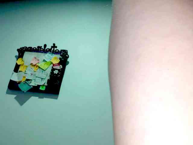 PetiteIvoryqueens webcam