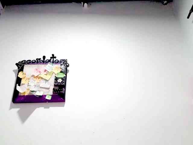 PetiteIvoryqueens webcam