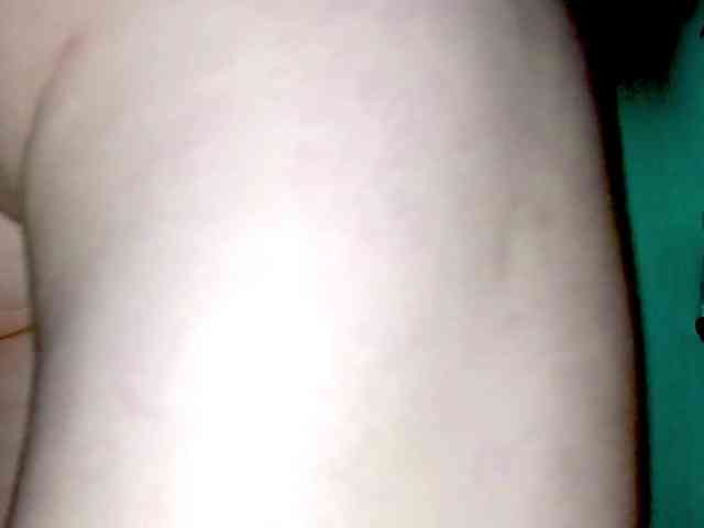 PetiteIvoryqueens webcam