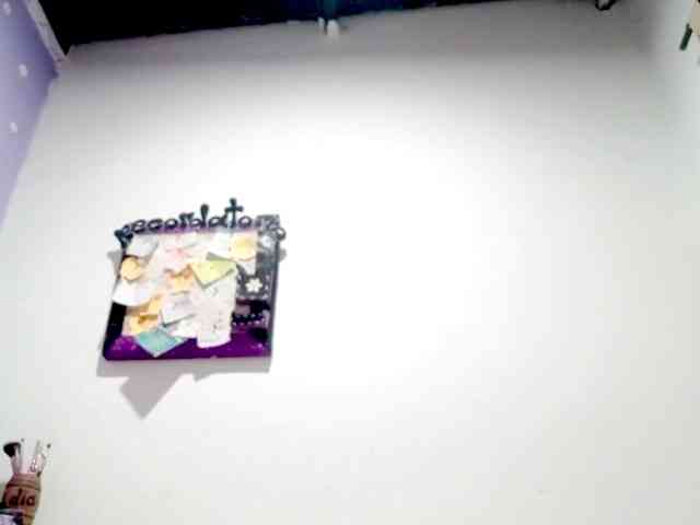 PetiteIvoryqueens webcam