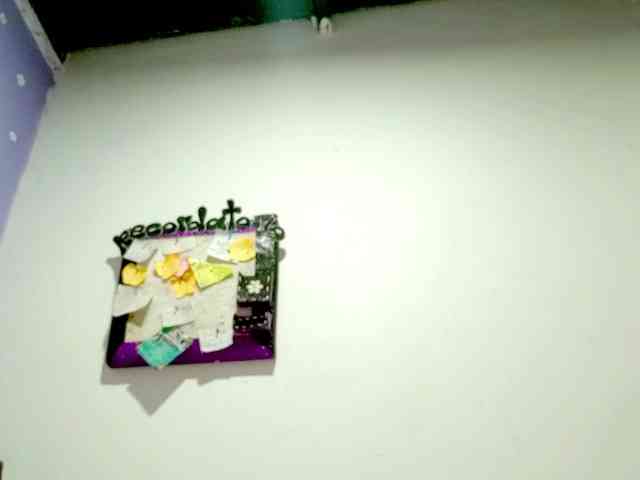 PetiteIvoryqueens webcam