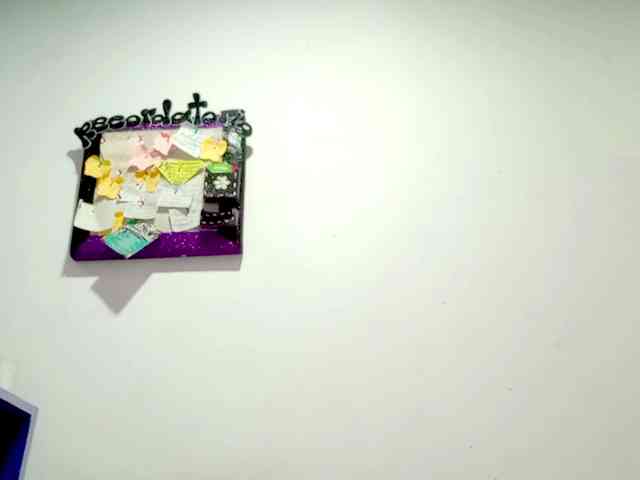 PetiteIvoryqueens webcam