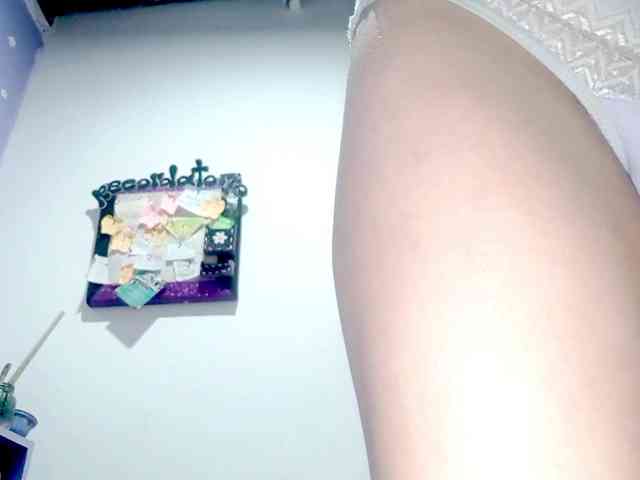 PetiteIvoryqueens
