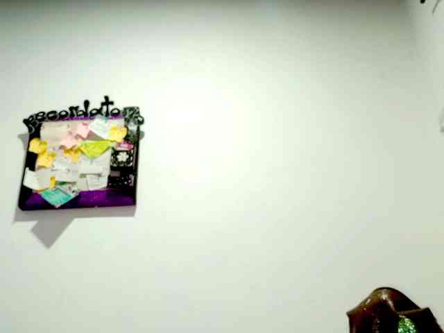 PetiteIvoryqueens webcam