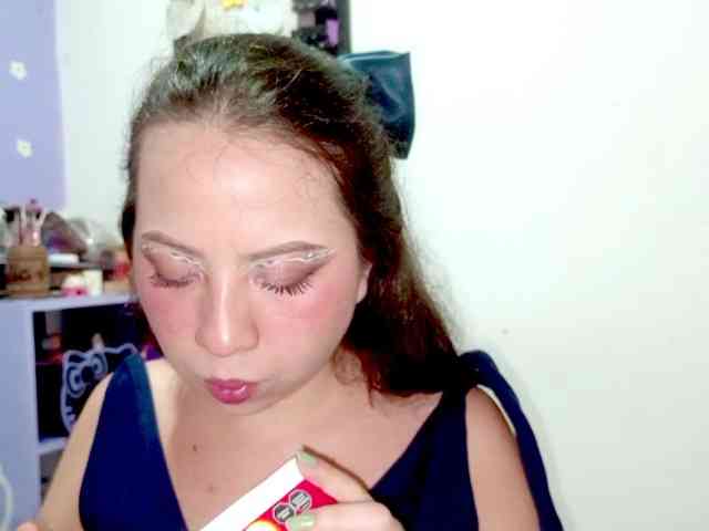 PetiteIvoryqueens