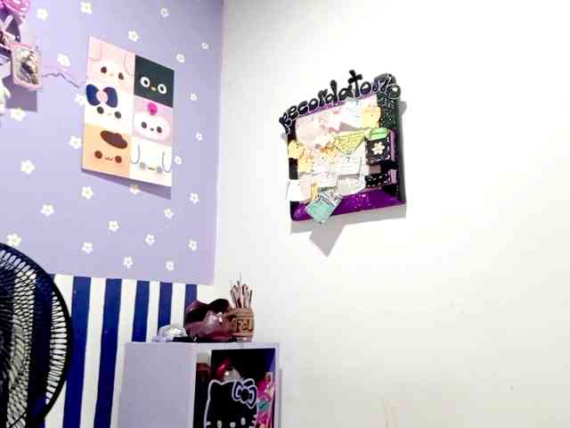 PetiteIvoryqueens webcam
