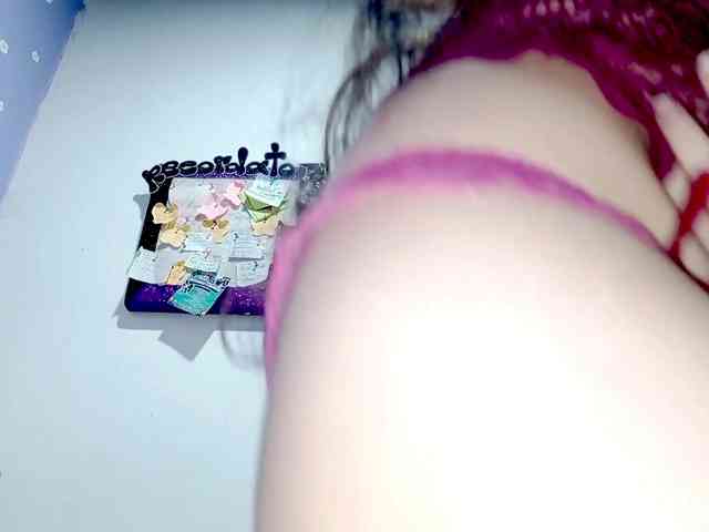 PetiteIvoryqueens webcam