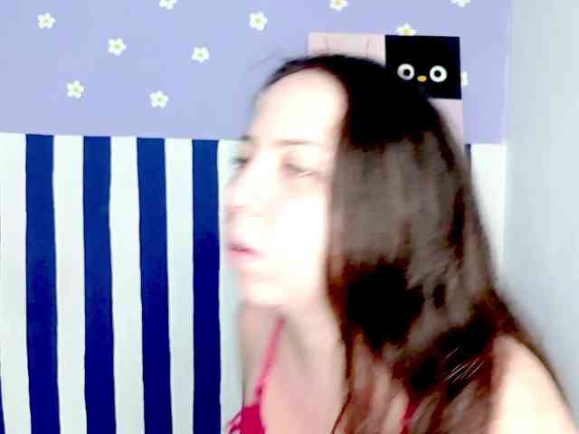 PetiteIvoryqueens webcam