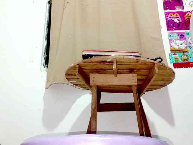 PetiteIvoryqueens webcam