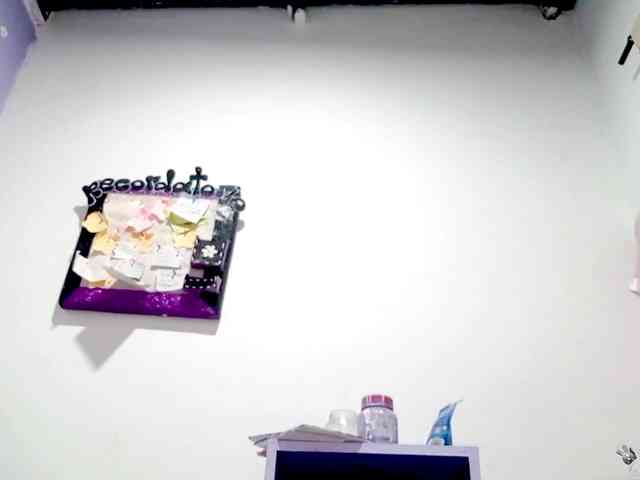 PetiteIvoryqueens