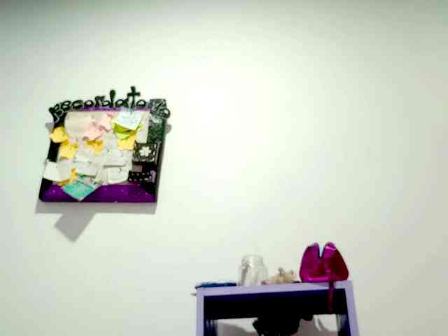PetiteIvoryqueens webcam