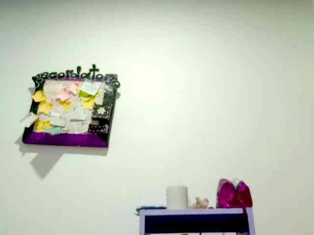 PetiteIvoryqueens webcam