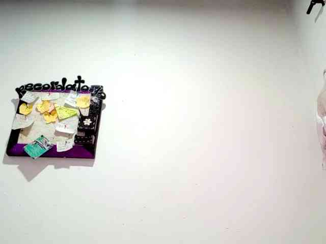 PetiteIvoryqueens webcam