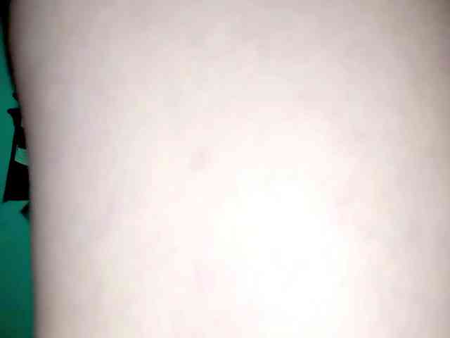 PetiteIvoryqueens webcam
