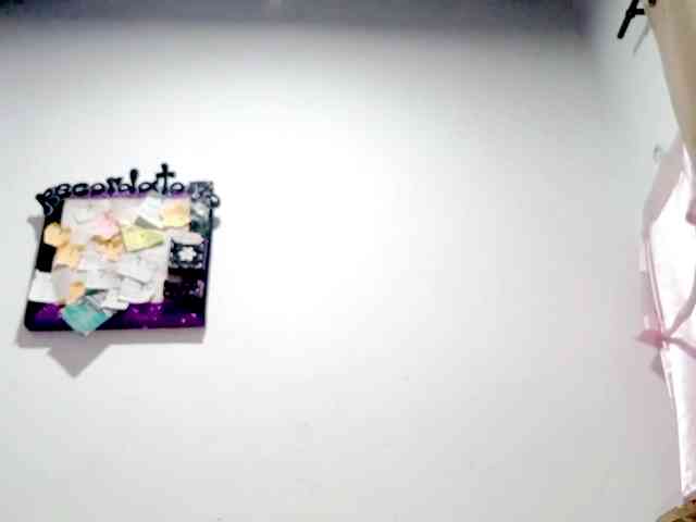 PetiteIvoryqueens webcam