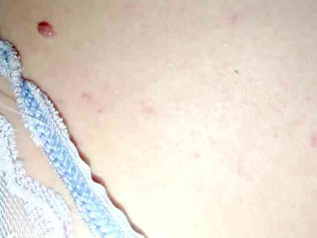 PetiteIvoryqueens webcam