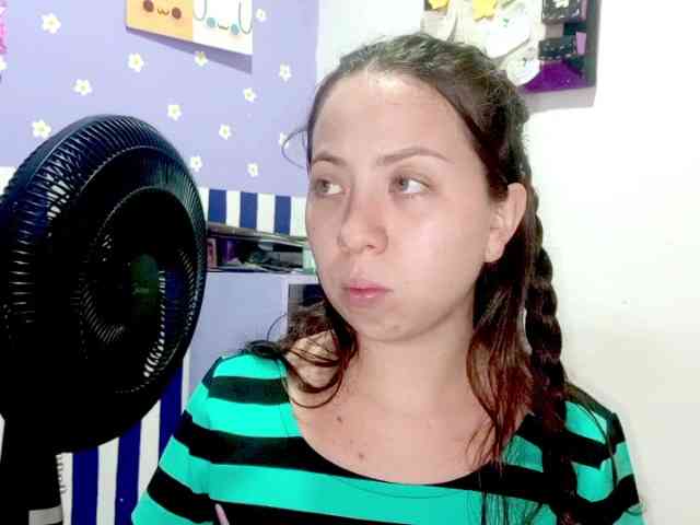 PetiteIvoryqueens