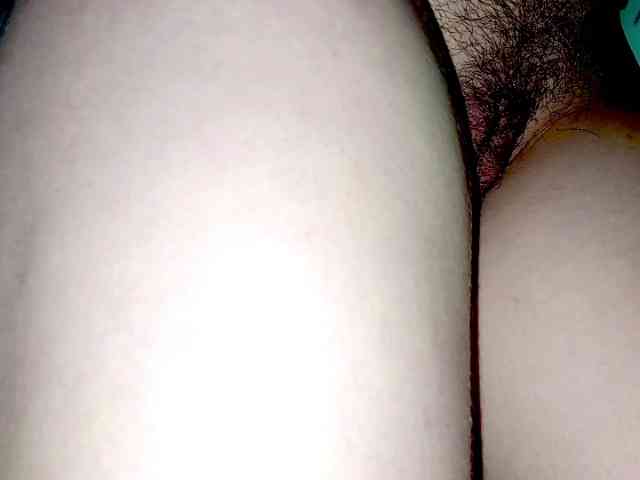 PetiteIvoryqueens webcam