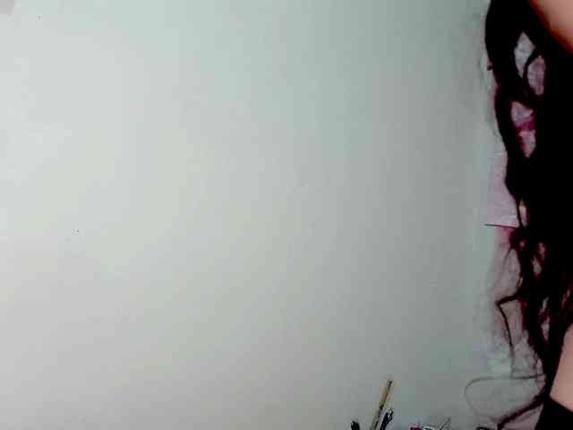 PetiteIvoryqueens webcam