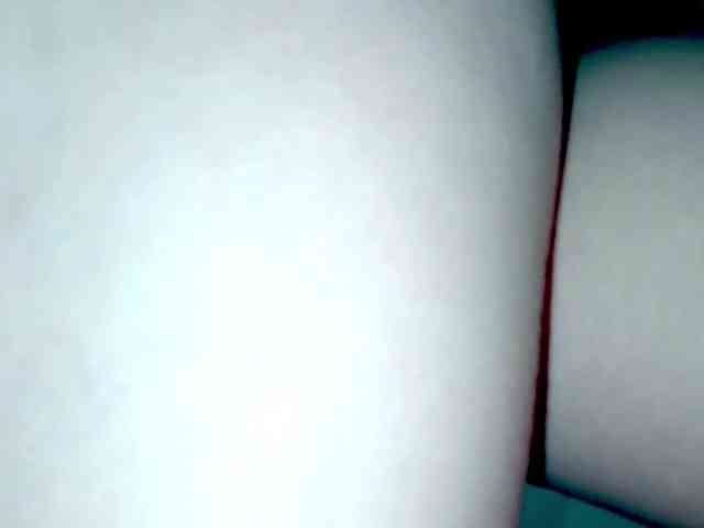 PetiteIvoryqueens webcam